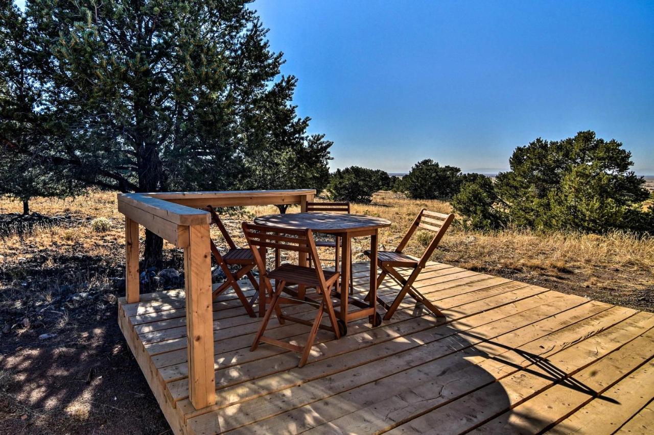 فيلا Cozy Remote Retreat • Mountain Views • Stargazing Crestone المظهر الخارجي الصورة