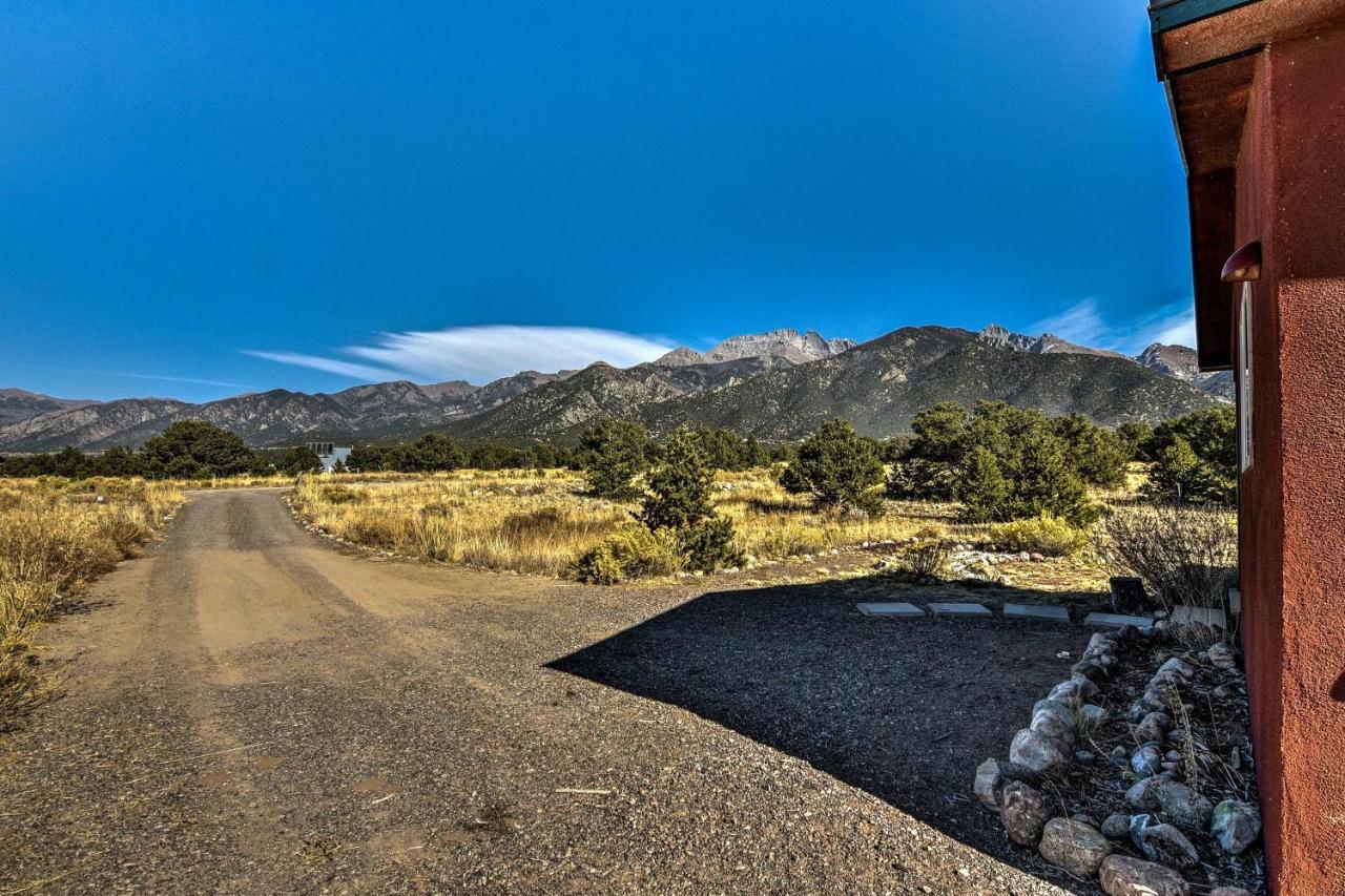فيلا Cozy Remote Retreat • Mountain Views • Stargazing Crestone المظهر الخارجي الصورة